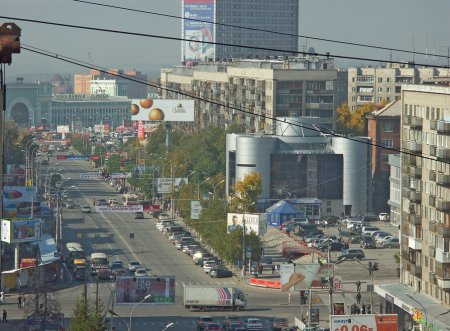 Новосибирск стал 1,5-миллионником за счет алтайцев и кемеровчан