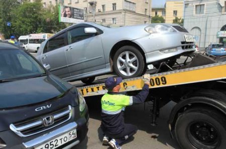 Жесткая борьба с неправильно припаркованными автомобилями начинается в Новосибирске 