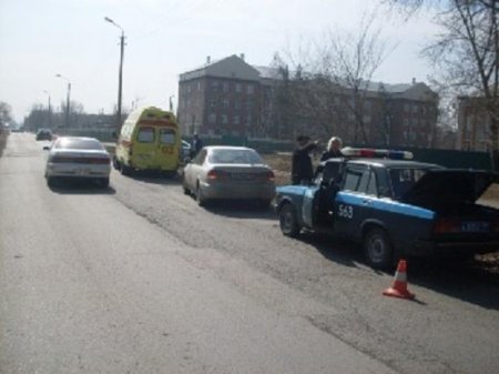 В Новосибирске разыскивают водителя который наехал на пешехода и скрылся