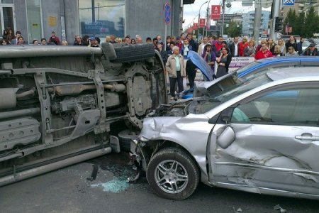 ДТП в центре Новосибирска парализовало движение на несколько часов