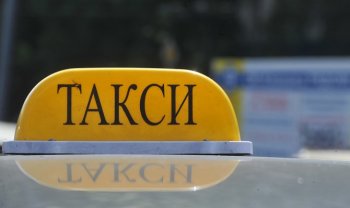 В Новосибирске исчез уехавший на вызов таксист