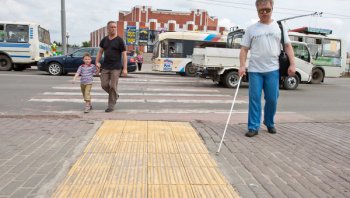 Новосибирск станет более удобным для инвалидов